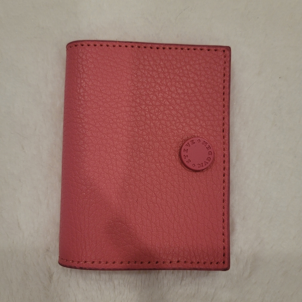 Steve Madden pink card holder
